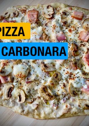 Una foto de Masa de pizza sin reposo😲 y Pizza "a la Carbonara" 😋