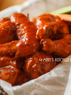 A picture of (No-Fry) Buffalo Wings - {American Classic}.