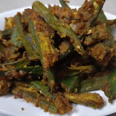 A picture of Crispy Besani bhindi fry.