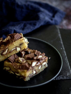 Blondies mit Kinderriegeln Rezepthauptbild
