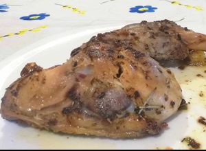 Foto di Pollo con Rosmarino, Origano e Aglio al Forno
