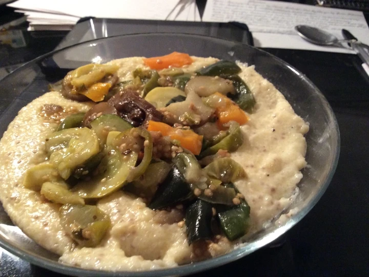 Simple Way Make Recipe Sautéed Veggies and Creamy, Cheesy Grits that is Delicious, Can Spoil the Tongue}