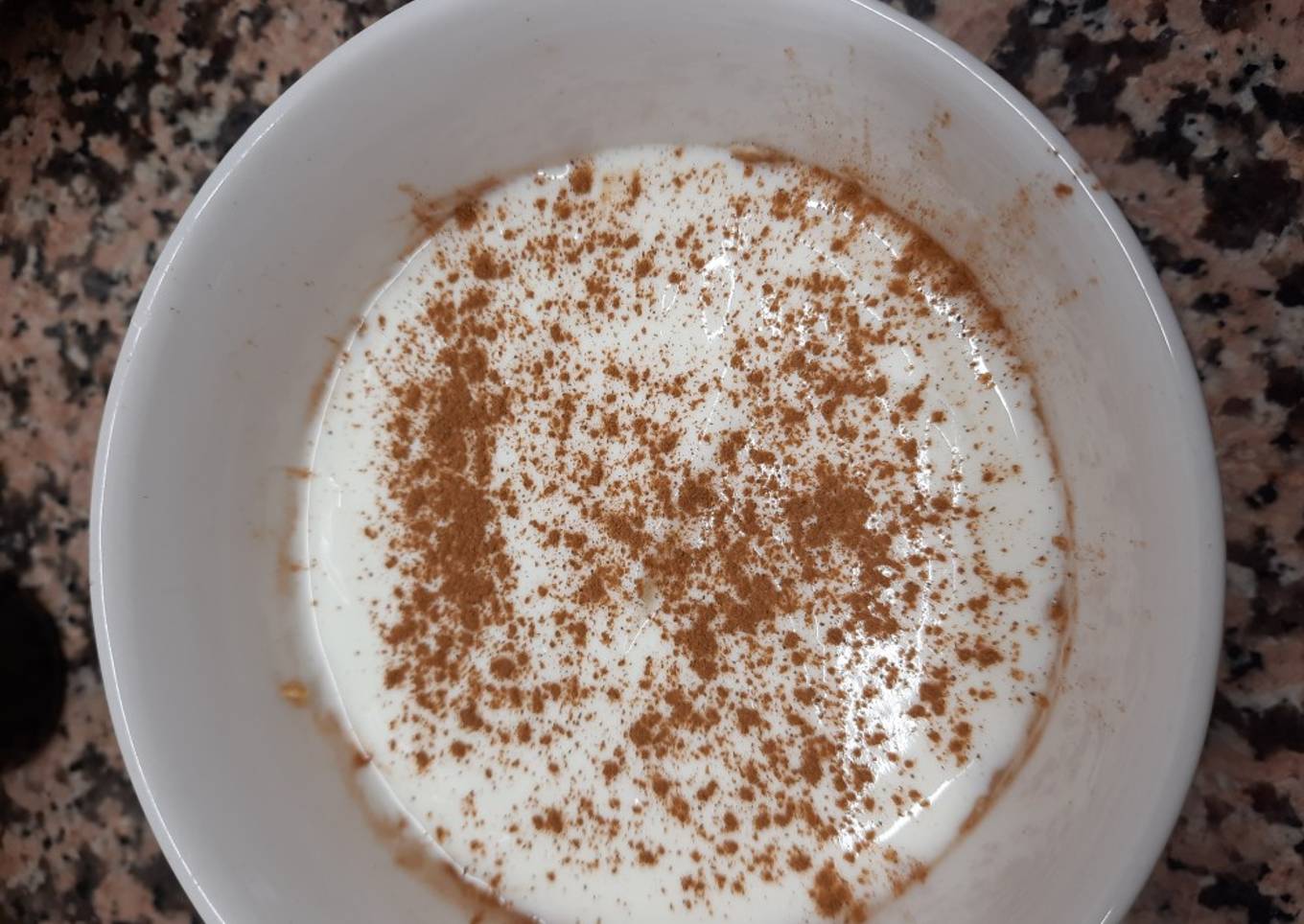 Postre con yogur, plátano y avena "estilo tiramisú"