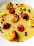 Crema di Porcini con Polpettine di Salsiccia Pan Tostato e Timo