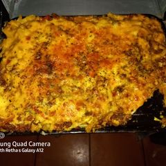 A picture of Creamy Macaroni And mince with cheese.