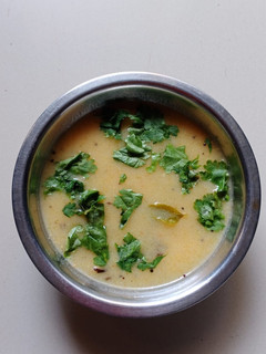 કઢી(kadhi recipe in Gujarati) રેસીપી મુખ્ય ફોટો