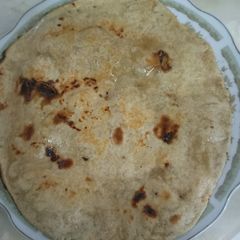 A picture of روغنی روٹی.