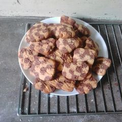 A picture of Chessboard cookies.