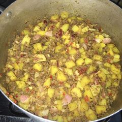 A picture of Meat pie filling.