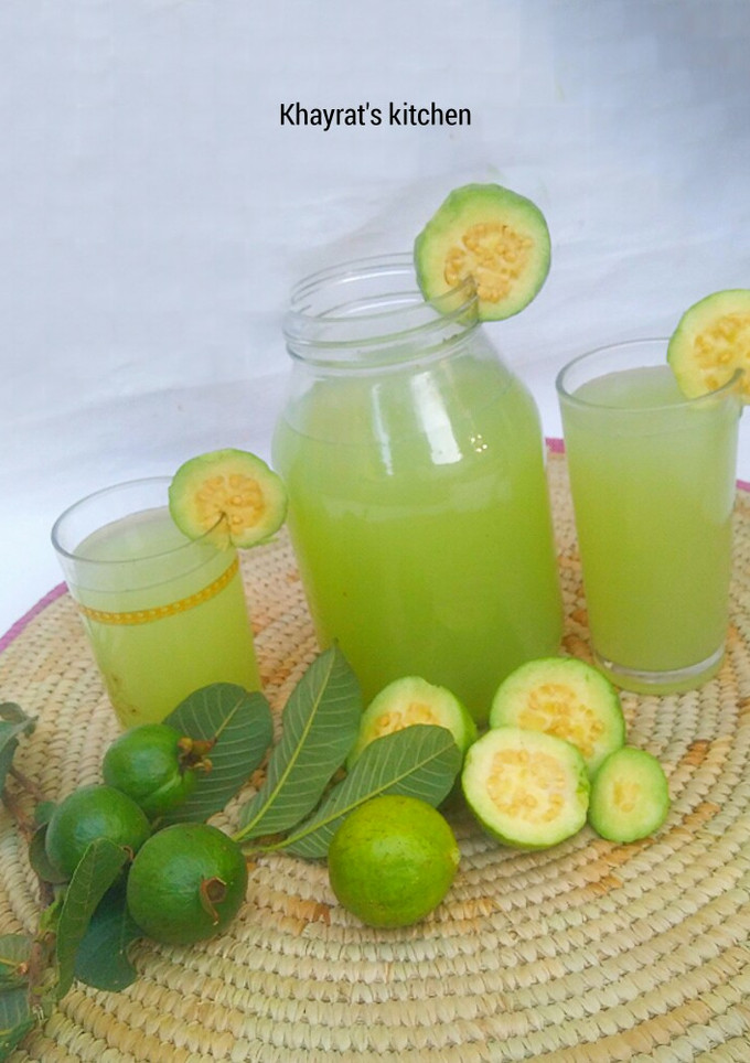 A picture of Guava lemonade.