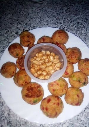 Una foto de Albóndigas de verduras y bacon al horno