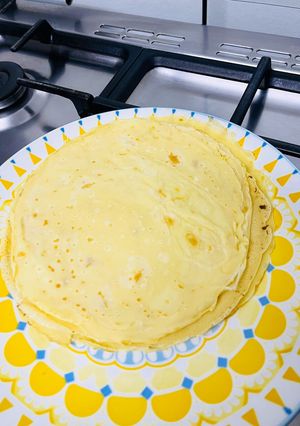 A picture of Quick Thin Pancakes/Crepes.