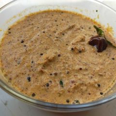 A picture of Coconut chutney.