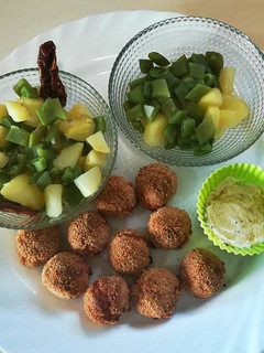 Una foto de Bolitas de atún y queso al horno