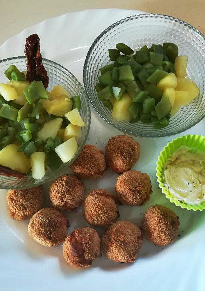 Una foto de Bolitas de atún y queso al horno