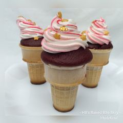 A picture of Ice cream cone red velvet cake.