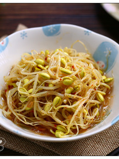 [3分鐘小菜]韓式涼拌黃豆芽 的食譜成品照片