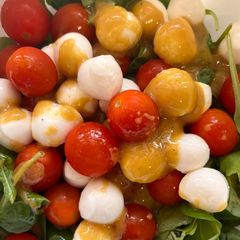 A picture of Honey-Mustard Salad Dressing.