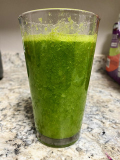 Una foto de Licuado verde para la mañana
