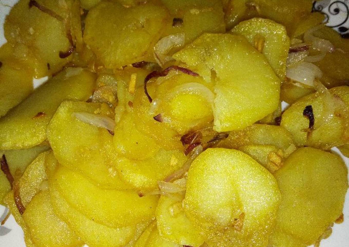 Lyonnaise Potatoes