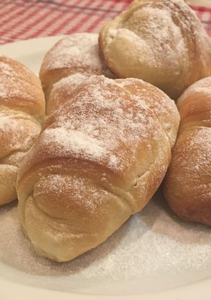 Фото Вкусный и простой рецепт рогаликов.