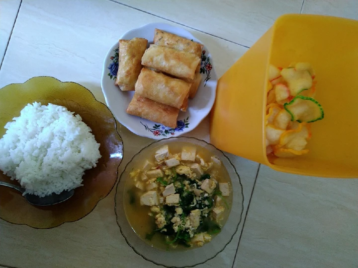 Cara Mudah Membikin Resep  Tumis bayam telur tahu yang Enak, Bikin Ketagihan