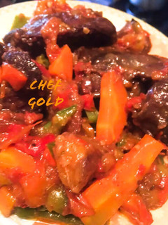 A picture of White rice with Gizzard dodo.