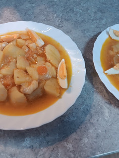 Una foto de Guiso de patatas con bacalao olla gm