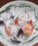 ต้มกะทิวุ้นเส้นกับกุ้งสด