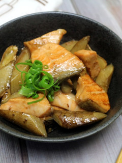 日式牛蒡醬燒鮭魚 的食譜成品照片