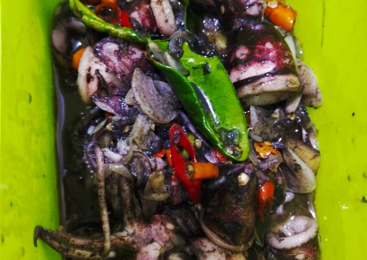 Bahan meracik Cumi hitam pedas masak simple, Bikin Ngiler