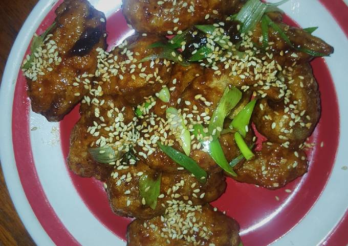 Sayap Ayam Berbumbu-Pedas (Hot Spicy Chicken Wings)