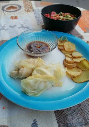 Foto di Involtini di verza con pollo e chips