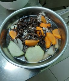 canh nấu nhanh gọn