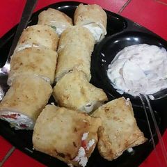 A picture of Hung curd rolls.