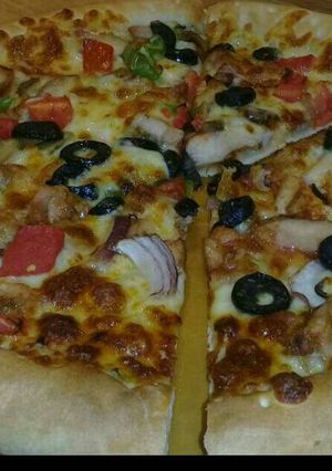 صورة لوصفة بیتزا ع طریقتی