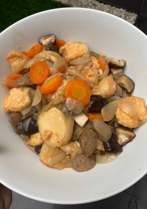 Foto resep Tumis Tahu Sutra Wortel Jamur dan Bakso