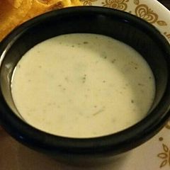 A picture of Simple Ranch Dressing.