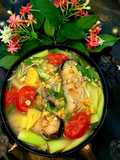 Cá dứa (cá basa, cá hú, cá lăng) nấu canh chua