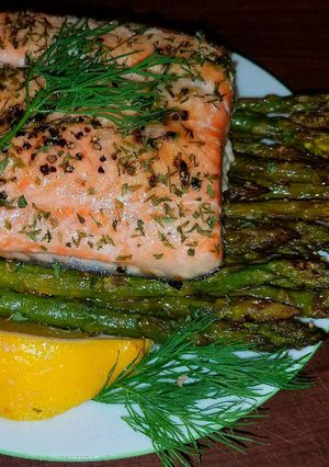 A picture of Mike's 30 Minute Complete Salmon Dinner.