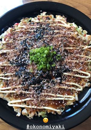 A picture of Okonomiyaki.