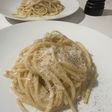 Cacio e Pepe (Pasta with Cheese and Pepper)