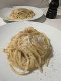 Cacio e Pepe (Pasta with Cheese and Pepper)