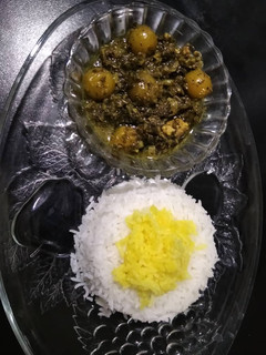 عکسی از دستور خورشت گوجه سبز