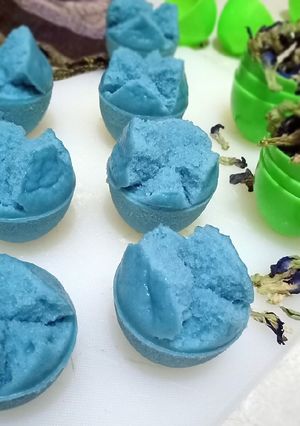 Foto resep Kue mangkok bunga telang tanpa tape