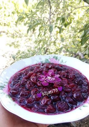 عکسی از دستور مربا آلبالو