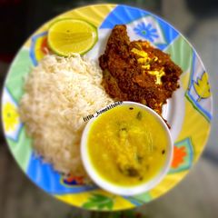 A picture of Coconut Pomfret Sukha.