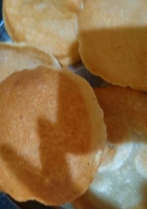 मसाला पूरी (masala poori recipe in Hindi) रेसिपी मुख्य फोटो