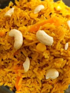 વેજીટેબલ પુલાવ (Vegetable Pulav Recipe In Gujarati) રેસીપી મુખ્ય ફોટો