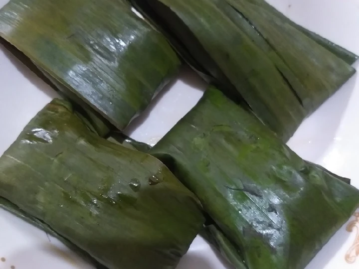 Cara Gampang Membikin Resep Nagasari lumer isi gula merah yang Uenak Anti Ribet, Mantap